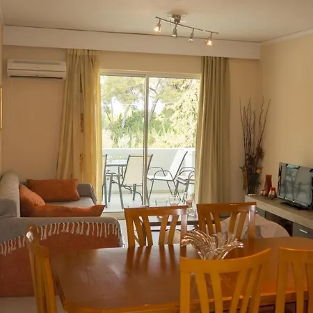 Apartment 50M From Sea! Xylokastro Exterior photo