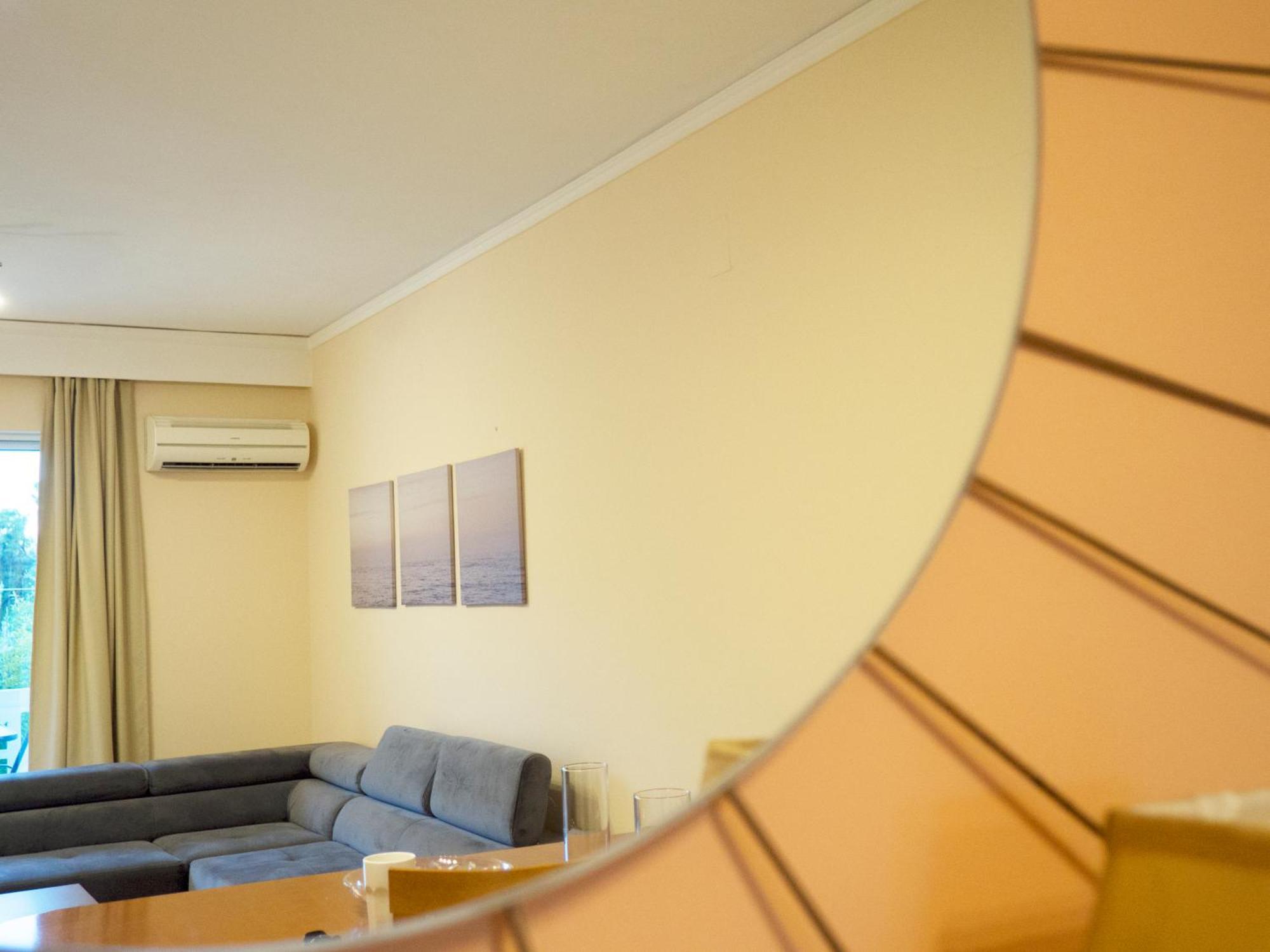 Apartment 50m From Sea!